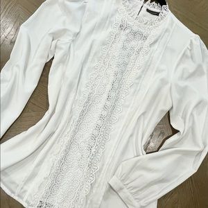 Halogen lace lined blouse. White. Size Small